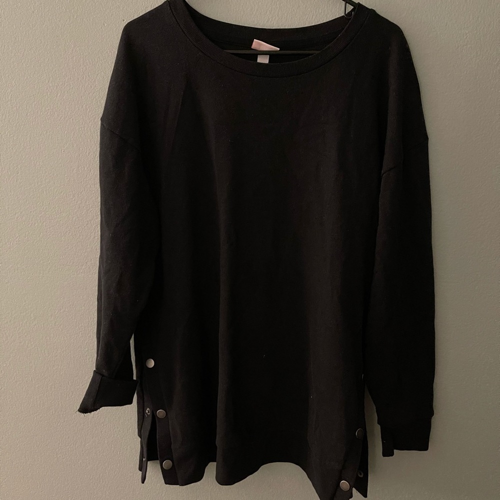 Ingrid & Isabel Maternity Sweatshirt